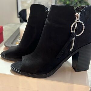 E Sprit booties